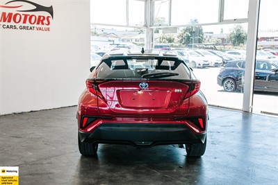 2019 Toyota C-HR - Thumbnail