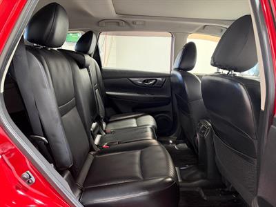 2015 Nissan X-Trail - Thumbnail
