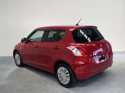 2014 Suzuki Swift - Thumbnail