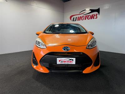 2017 Toyota Aqua - Thumbnail