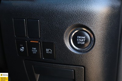 2018 Toyota Vellfire - Thumbnail