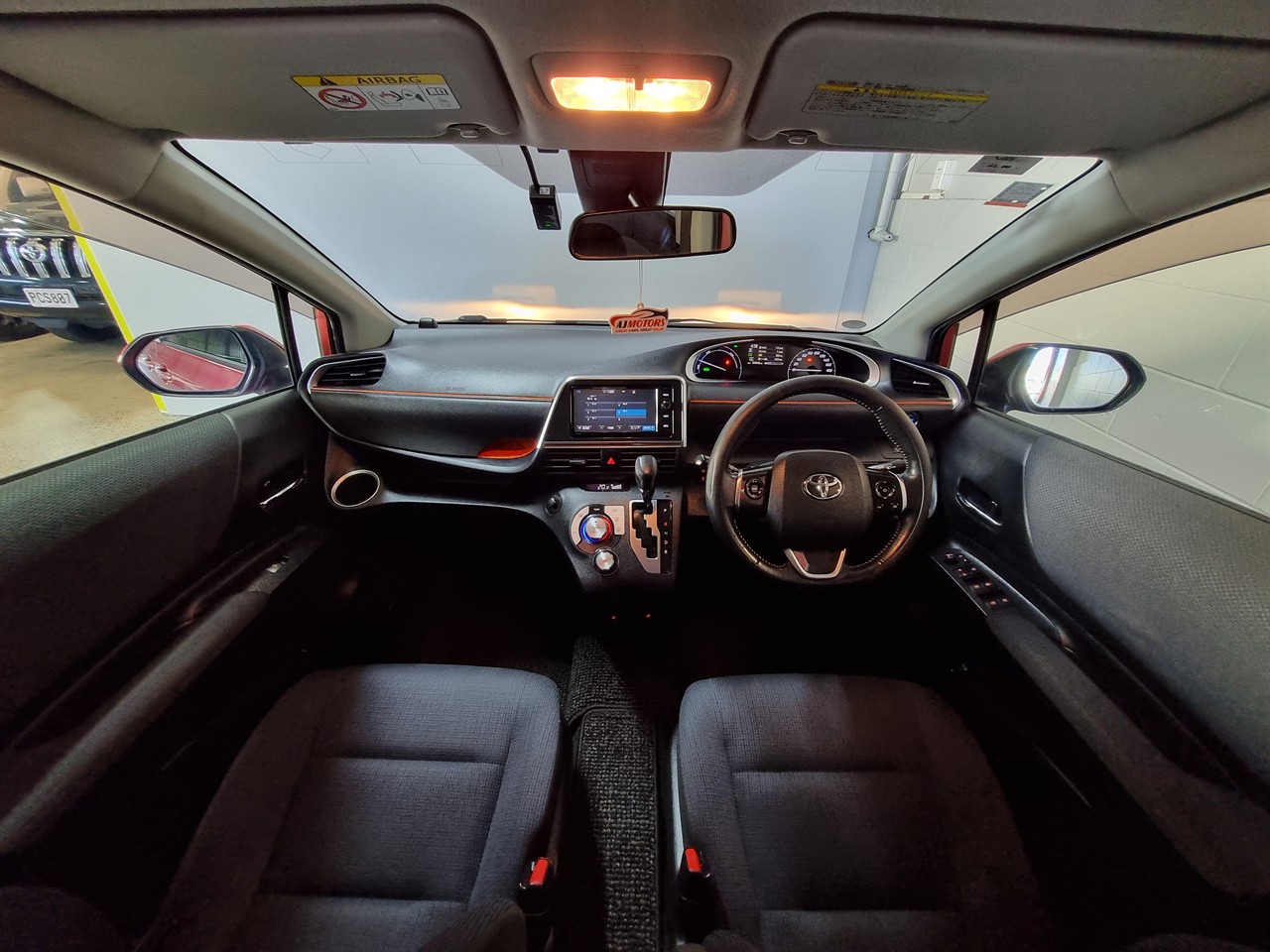 2016 Toyota Sienta