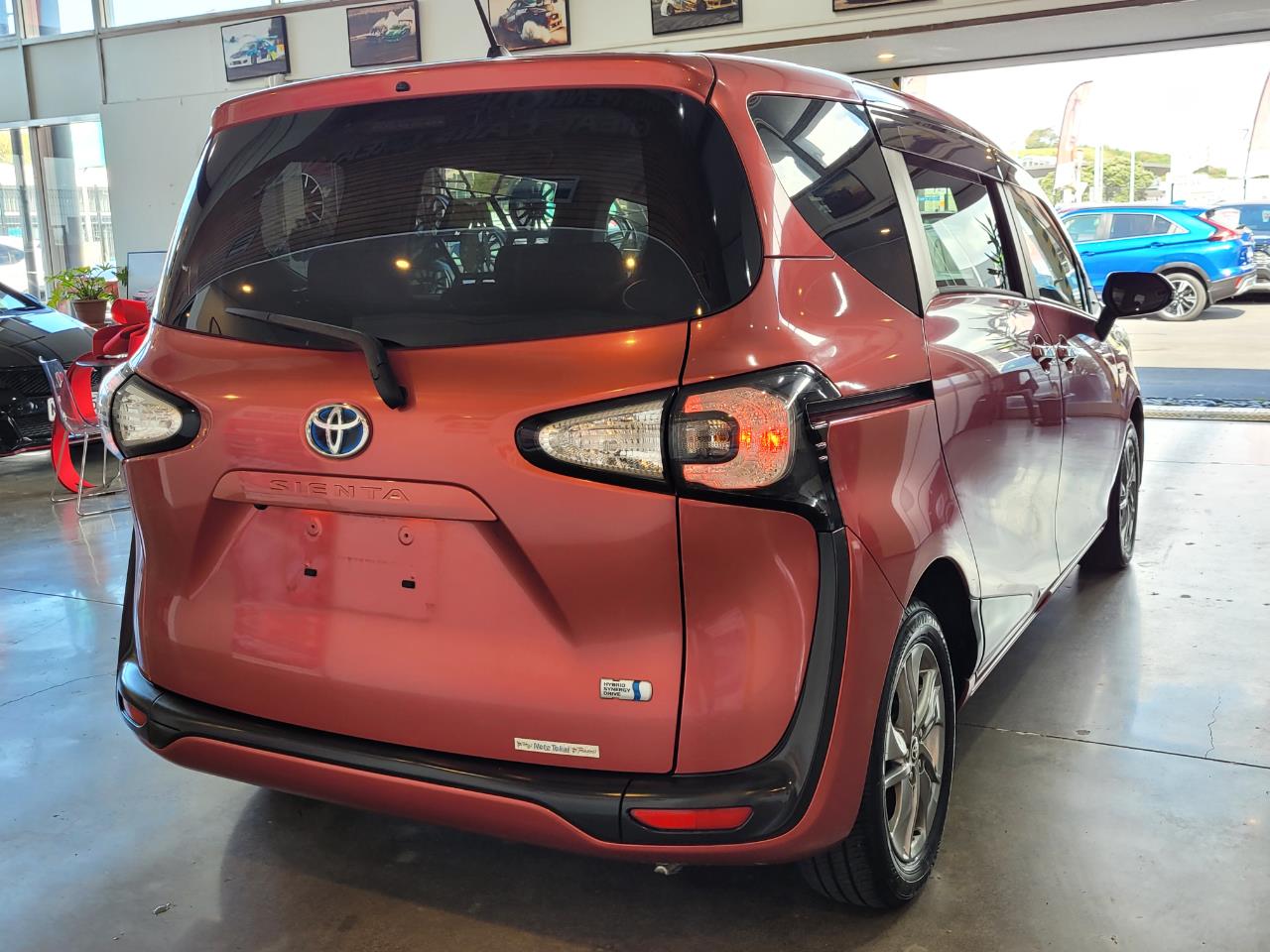 2015 Toyota Sienta