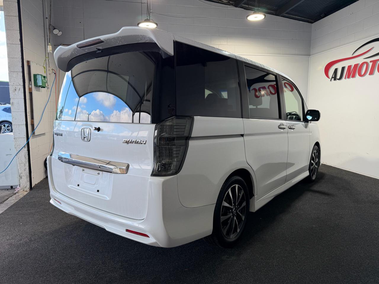 2013 Honda STEPWAGON