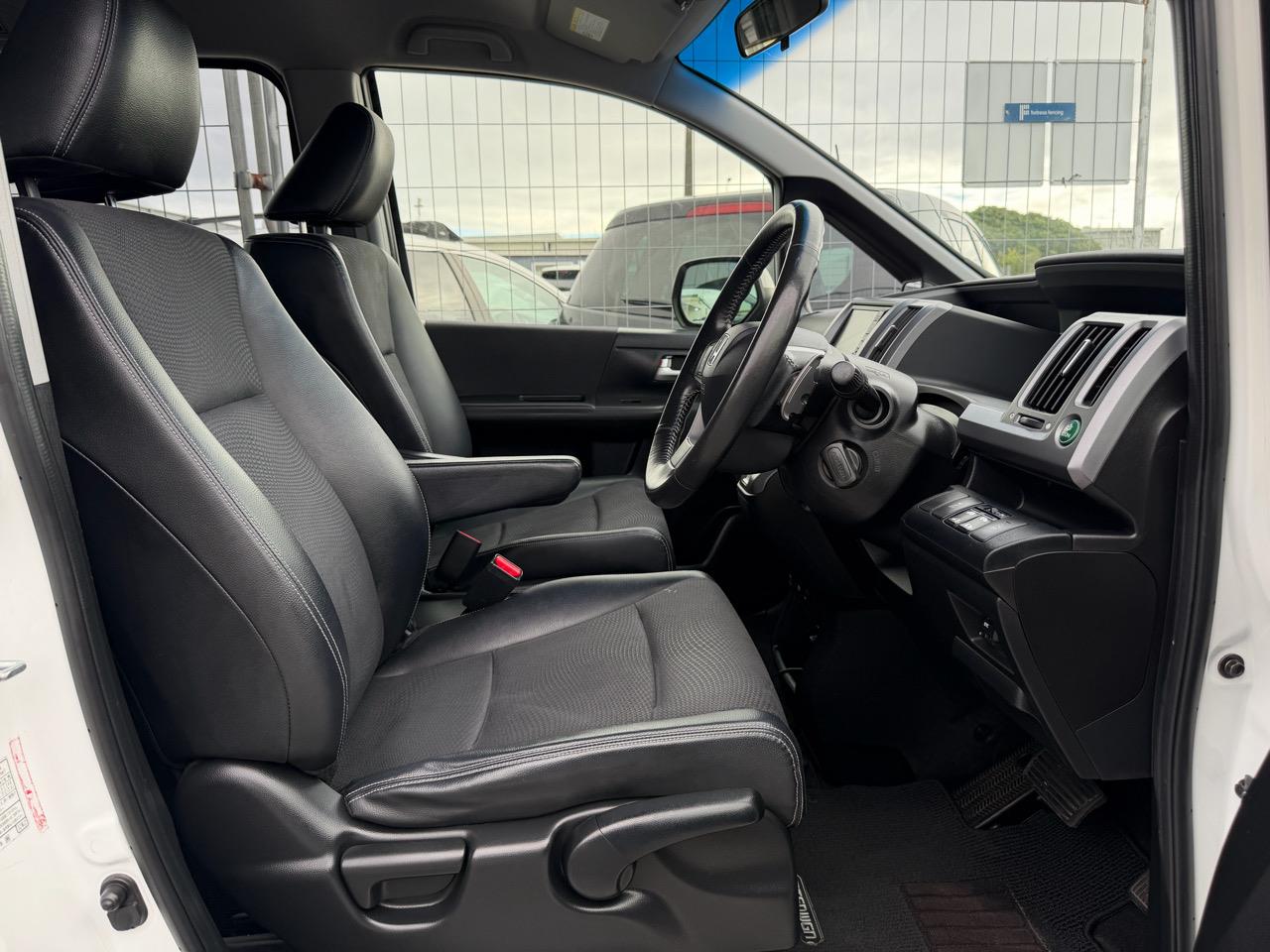 2013 Honda STEPWAGON