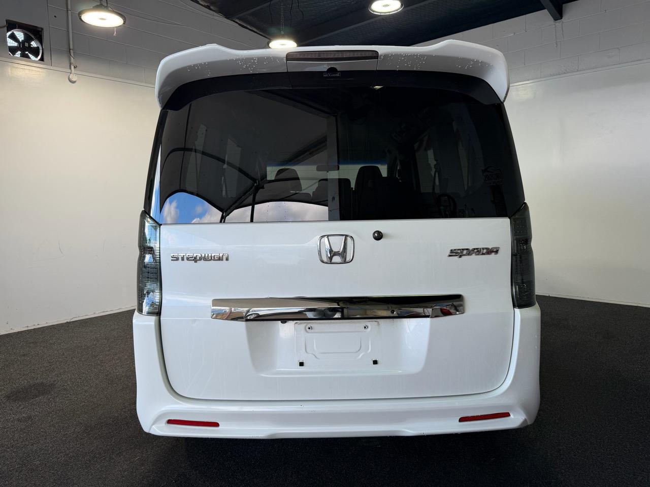 2013 Honda STEPWAGON