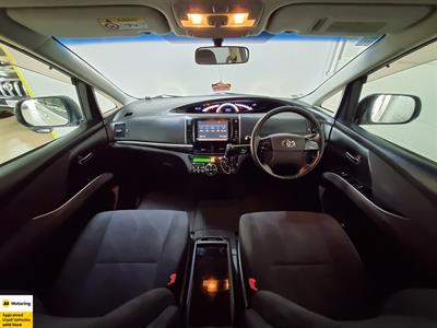 2015 Toyota Estima - Thumbnail