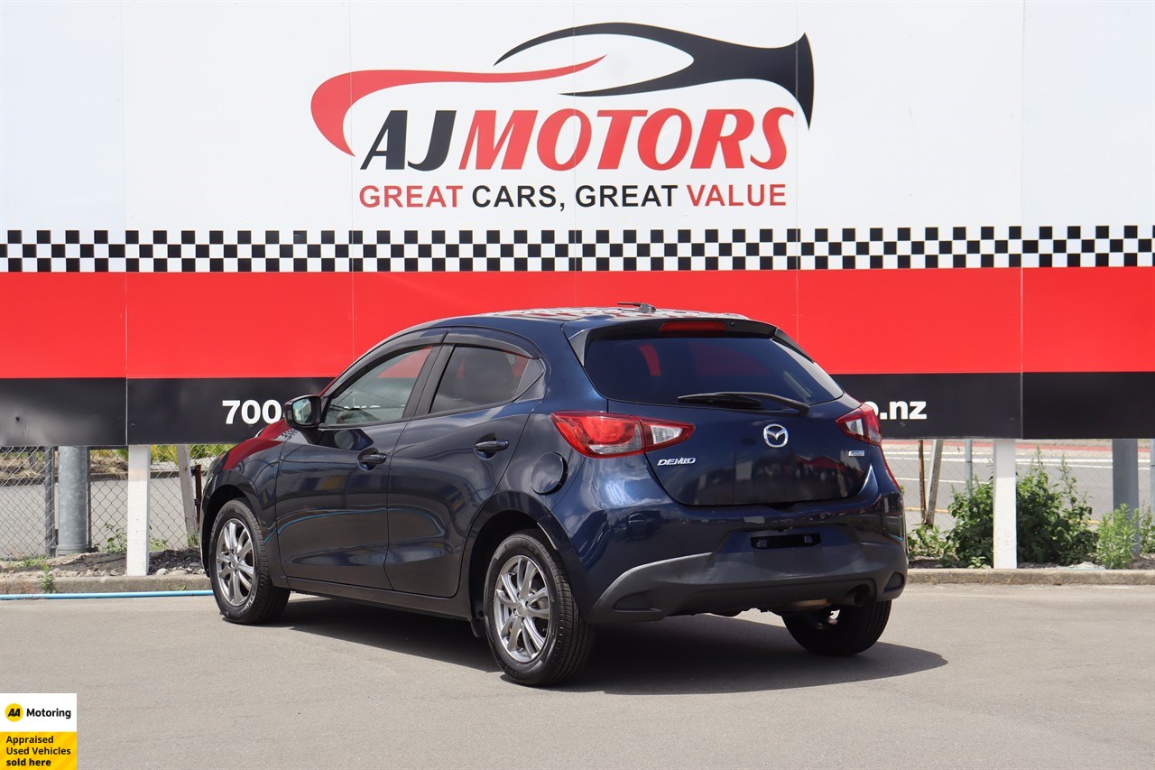 2016 Mazda Demio