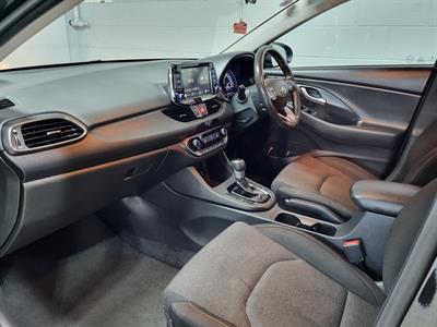 2021 Hyundai i30 - Thumbnail