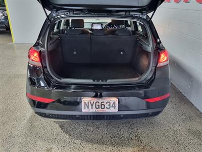 2021 Hyundai i30 - Thumbnail