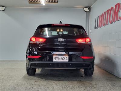 2021 Hyundai i30 - Thumbnail