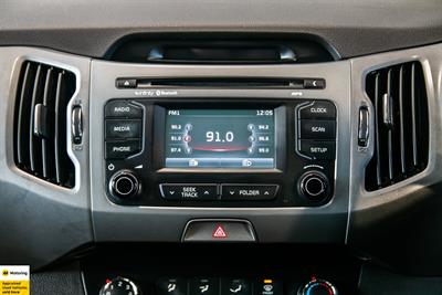 2015 Kia Sportage - Thumbnail