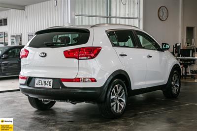 2015 Kia Sportage - Thumbnail