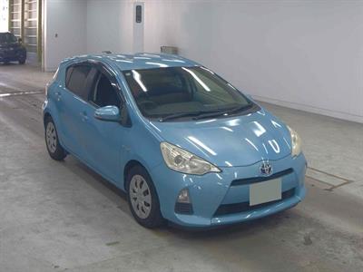 2012 Toyota Aqua - Thumbnail
