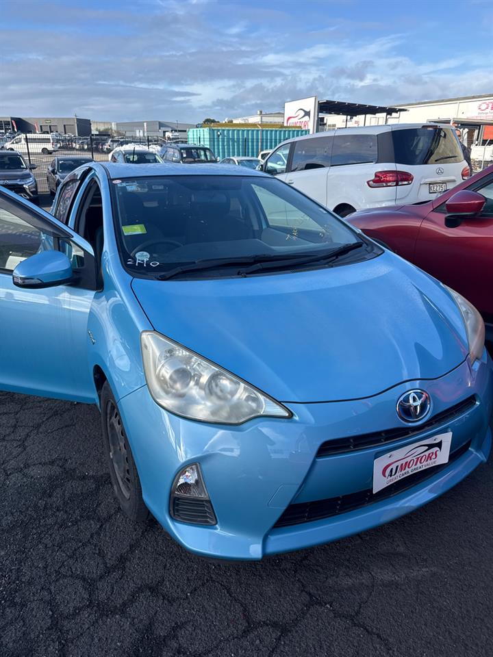 2012 Toyota Aqua