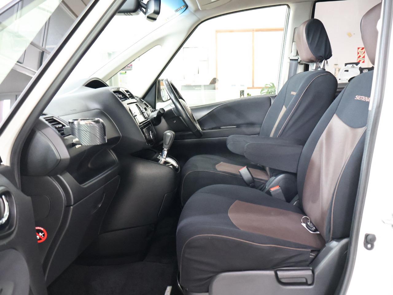 2015 Nissan Serena