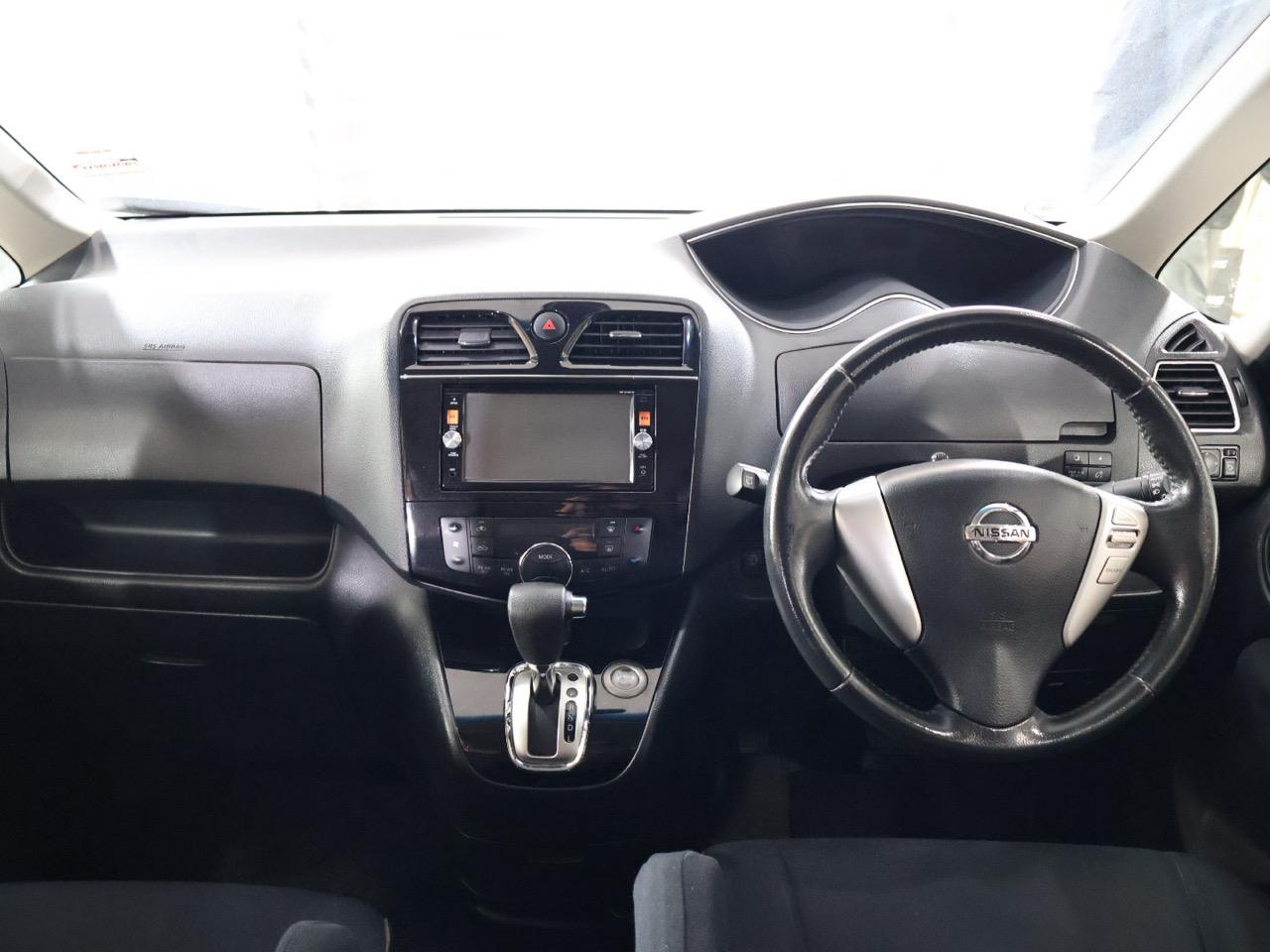 2015 Nissan Serena