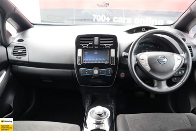 2016 Nissan Leaf - Thumbnail