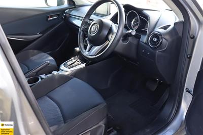 2014 Mazda Demio - Thumbnail