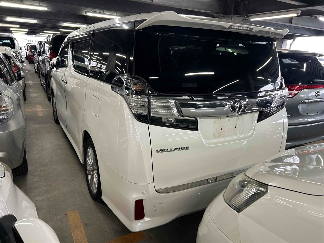 2015 Toyota Vellfire