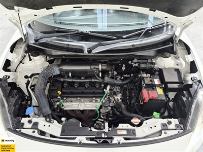 2018 Suzuki Swift - Thumbnail