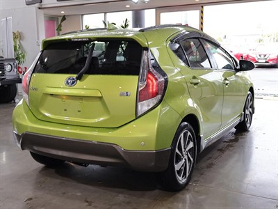 2015 Toyota Aqua - Thumbnail