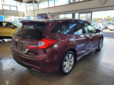 2015 Honda Jade - Thumbnail