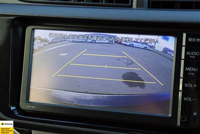 2015 Toyota Aqua - Thumbnail