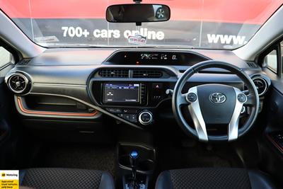2015 Toyota Aqua - Thumbnail