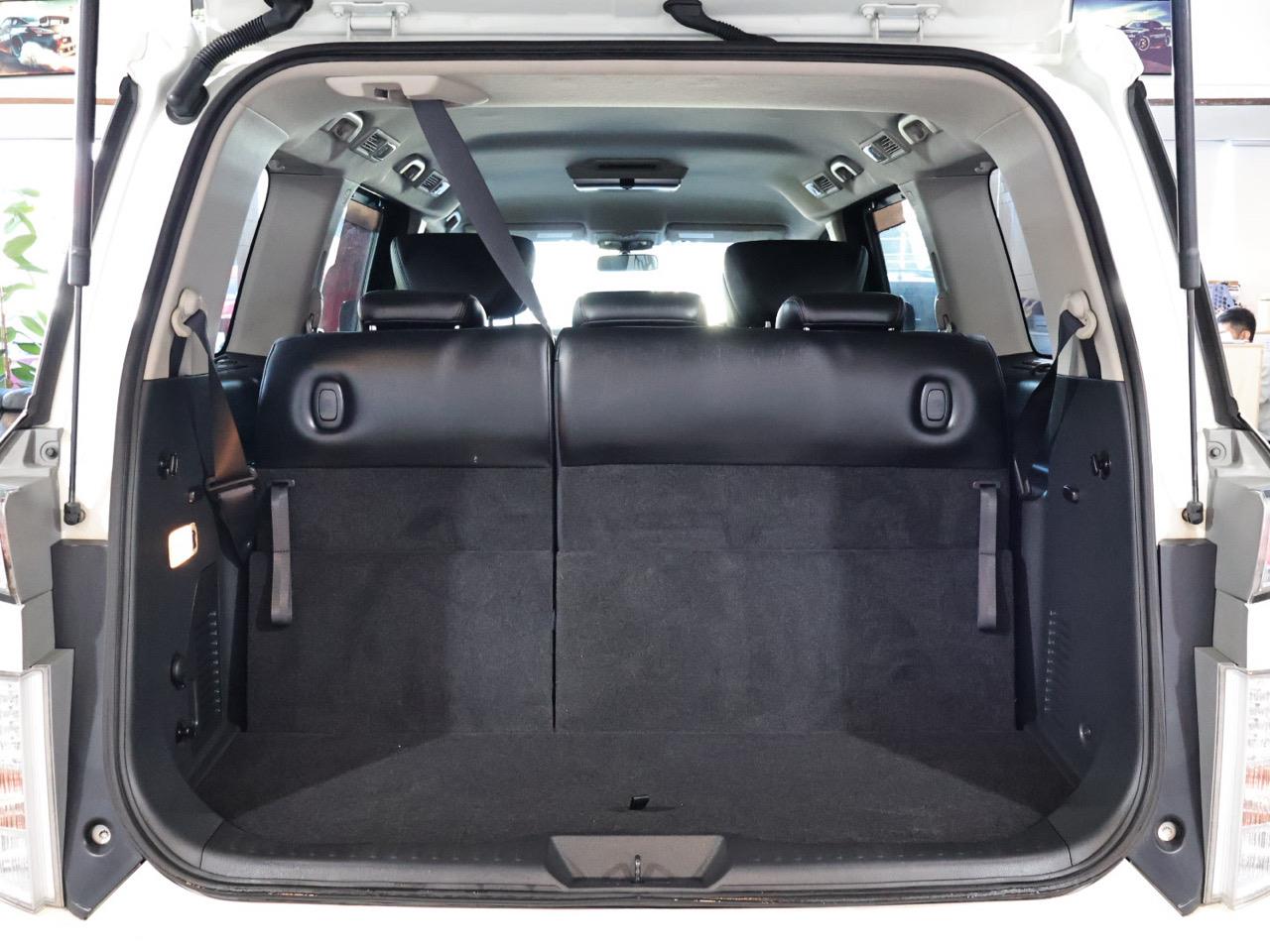 2012 Nissan Elgrand