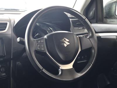 2014 Suzuki Swift - Thumbnail