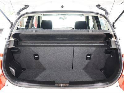 2014 Suzuki Swift - Thumbnail