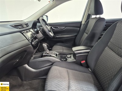 2022 Nissan X-Trail - Thumbnail