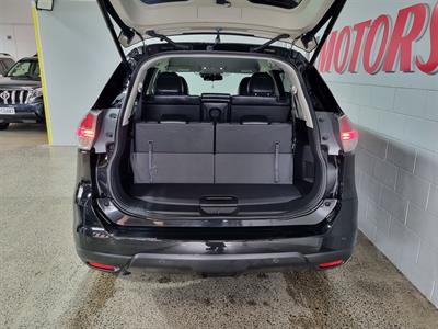 2017 Nissan X-Trail - Thumbnail