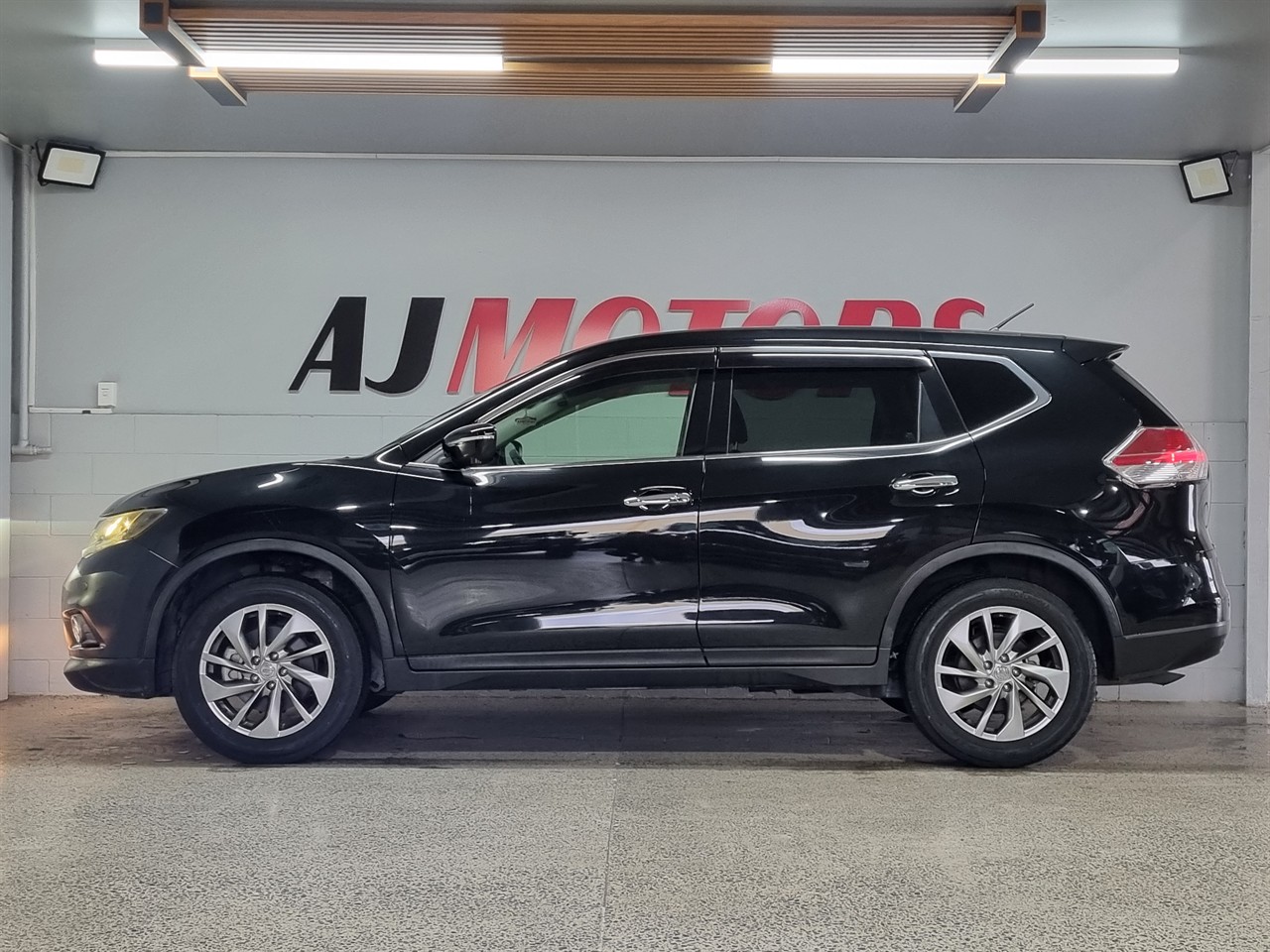 2017 Nissan X-Trail