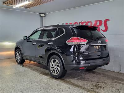 2017 Nissan X-Trail - Thumbnail