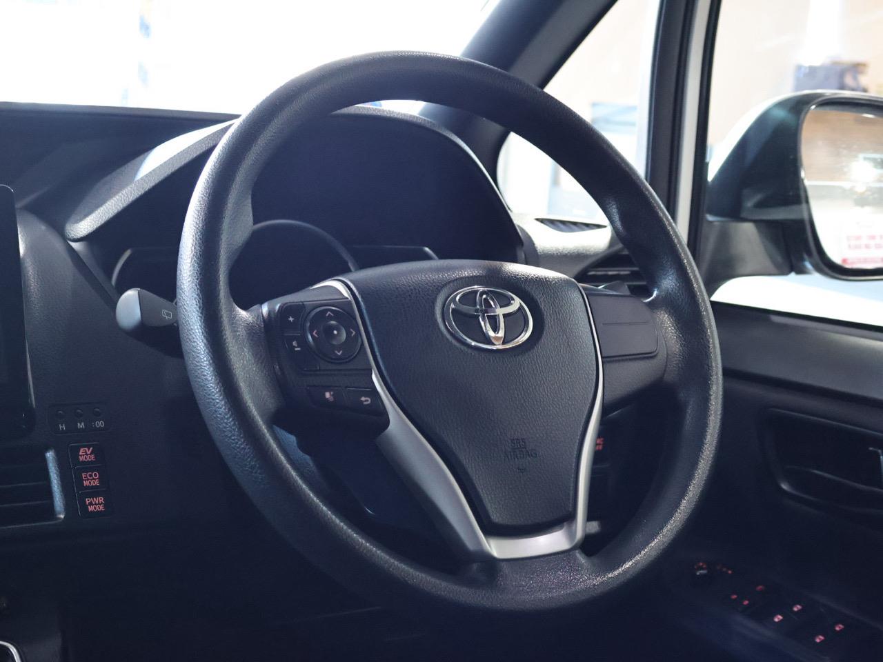 2015 Toyota Noah