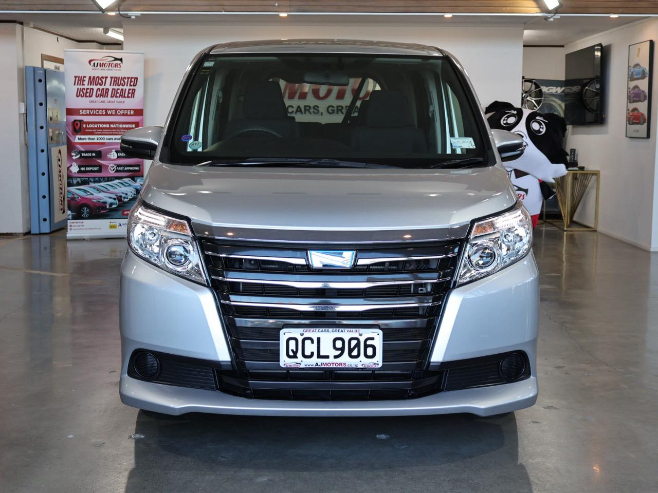 2015 Toyota Noah