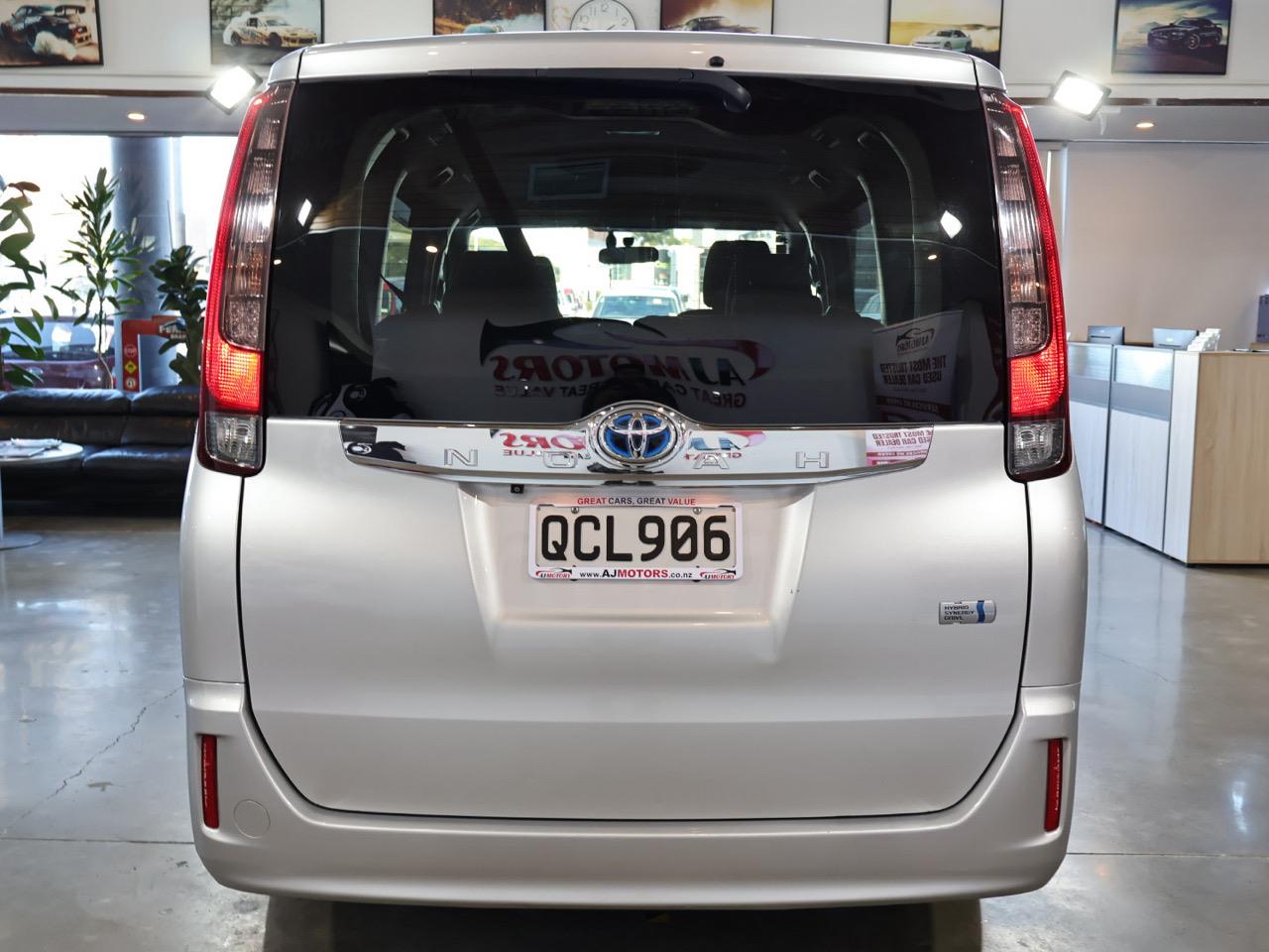 2015 Toyota Noah