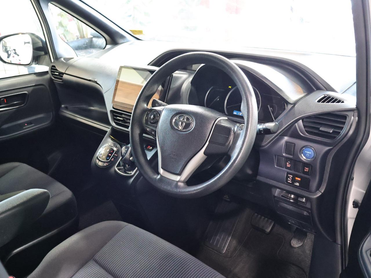 2015 Toyota Noah