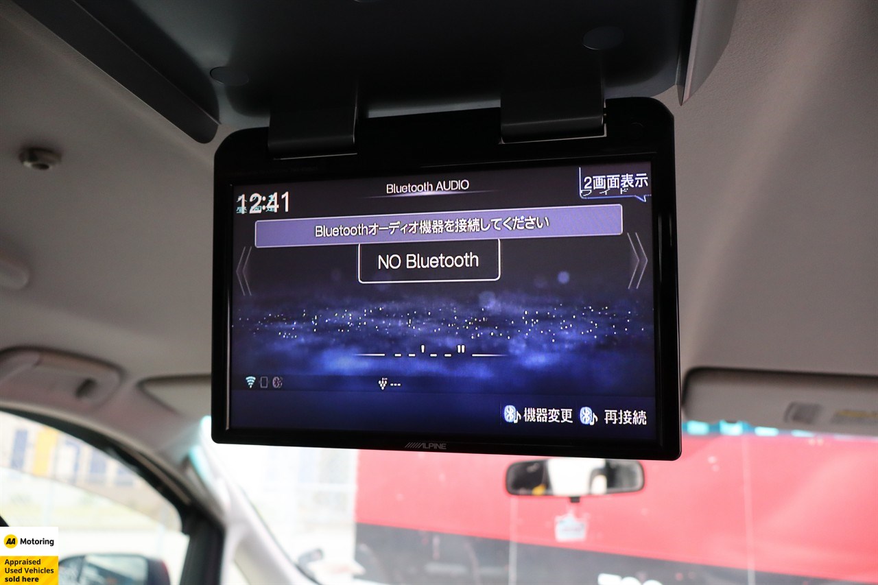 2012 Toyota Vellfire