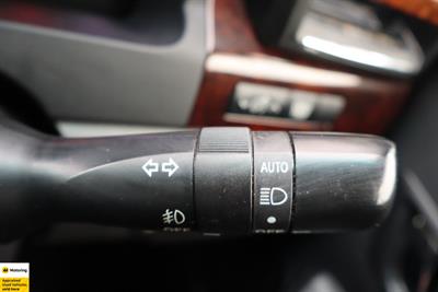 2012 Toyota Vellfire - Thumbnail