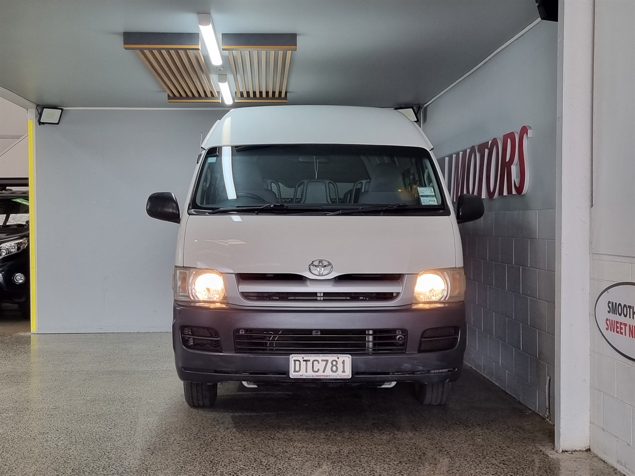 2007 Toyota Hiace