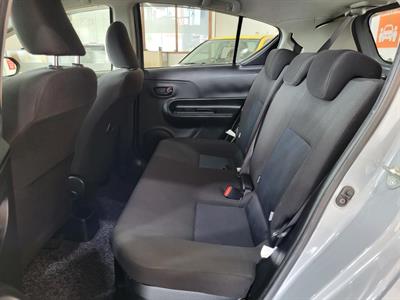 2020 Toyota Aqua - Thumbnail