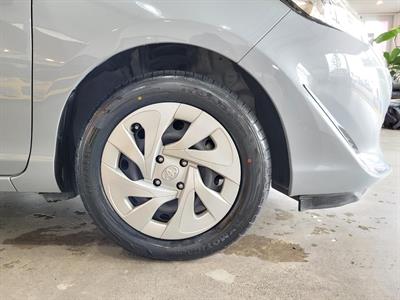 2020 Toyota Aqua - Thumbnail