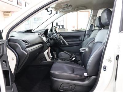 2014 Subaru Forester - Thumbnail