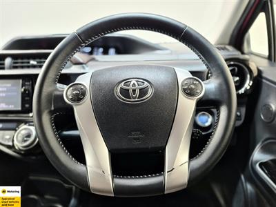 2015 Toyota Aqua - Thumbnail