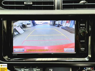 2015 Toyota Aqua - Thumbnail