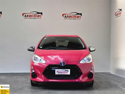 2015 Toyota Aqua - Thumbnail