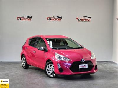 2015 Toyota Aqua - Thumbnail